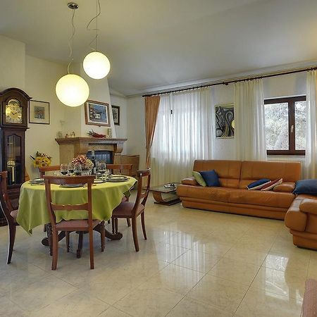 Villa Mima Баньоле Екстериор снимка